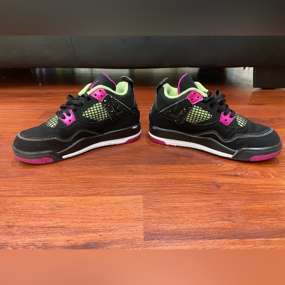 Air Jordan 4 Retro PS Fuchsia 487725-027 Girls Size 12 C Basketball - Picture 8 of 9